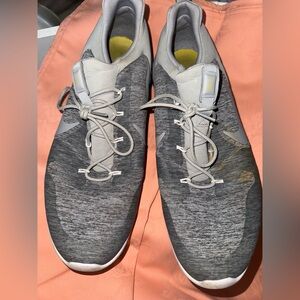 Nike Gray Athletic Men's Shoes